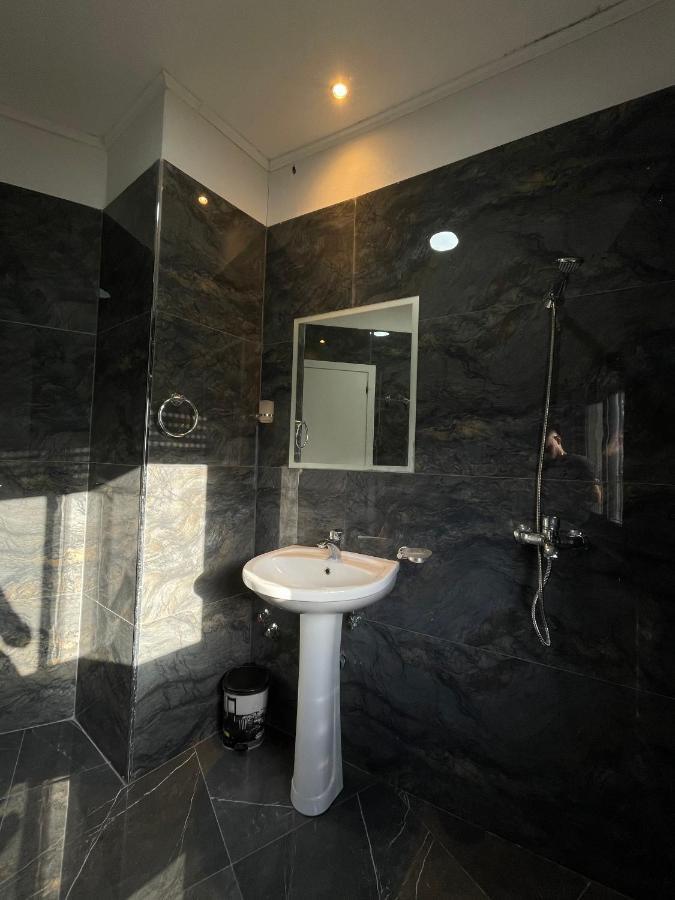 Appartamento Stone City Apartament Gjirokastër Esterno foto