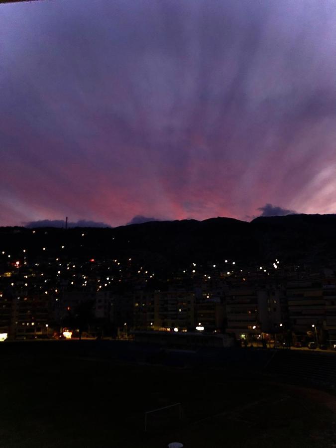 Appartamento Stone City Apartament Gjirokastër Esterno foto