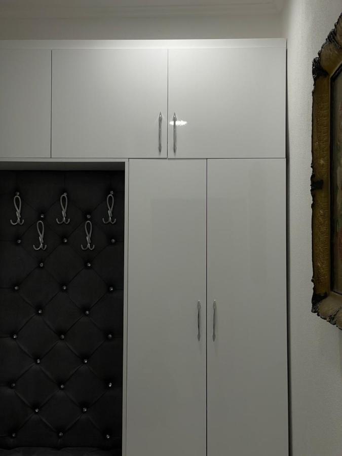 Appartamento Stone City Apartament Gjirokastër Esterno foto
